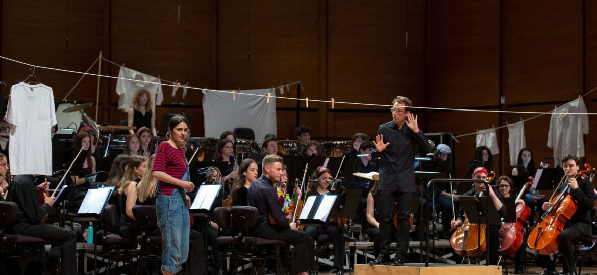 Marcello Corti dirige l_Orchestra Sinfonica Junior nelle Mille e una notte - foto Angelica Concari_02